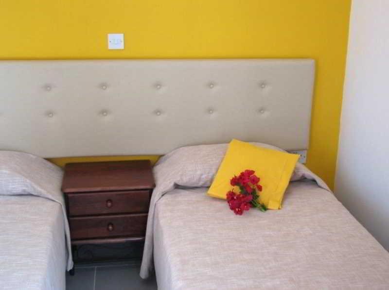 Lasa Heights Hotel Ruang foto