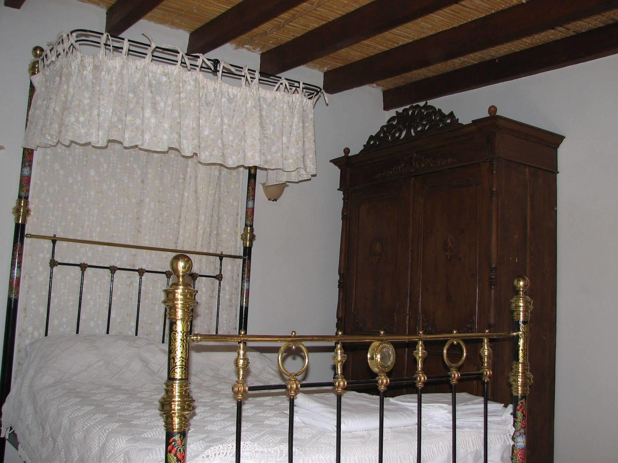 Lasa Heights Hotel Bagian luar foto